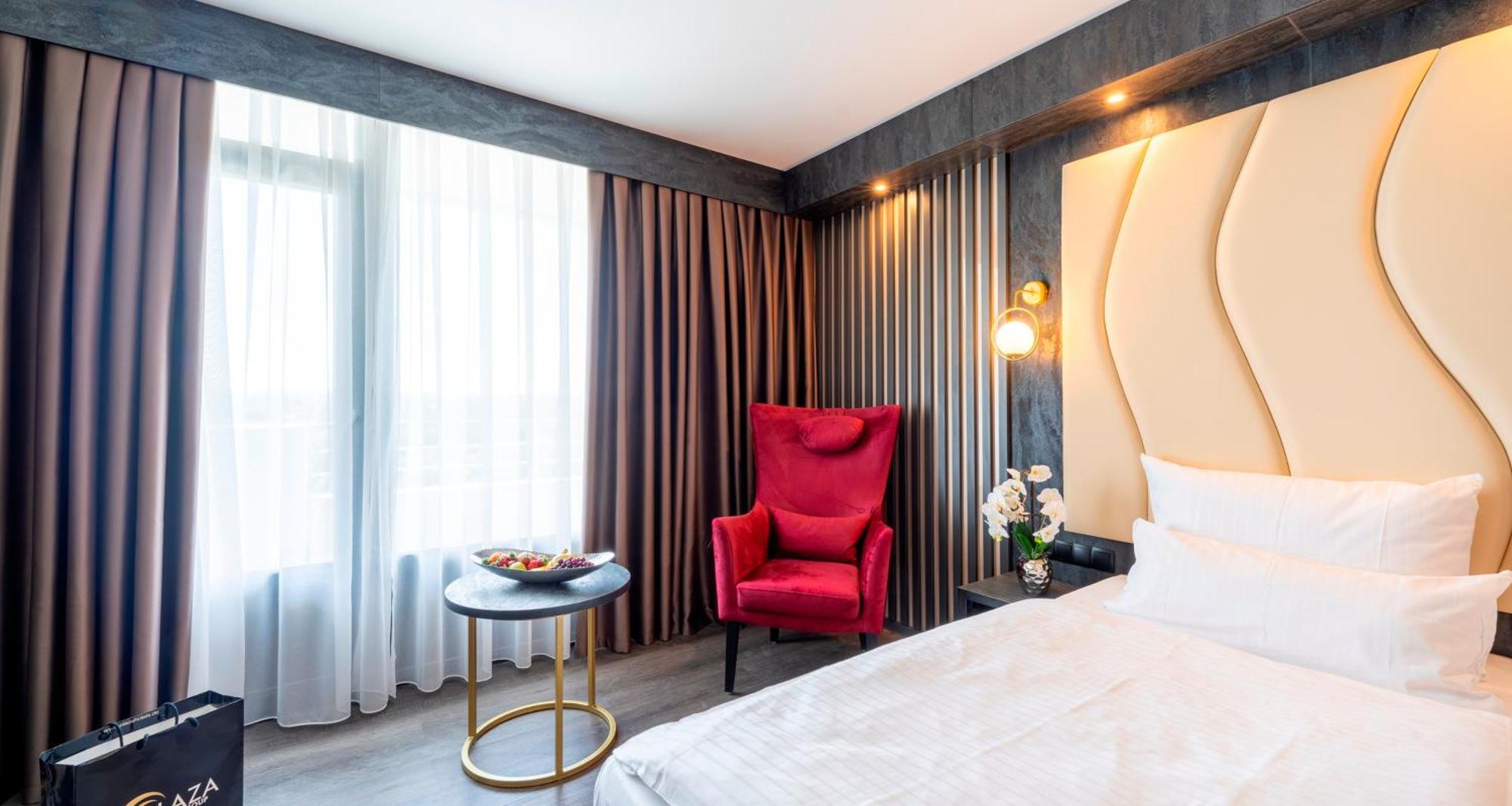 Plaza Hotel Bruchsal Buitenkant foto